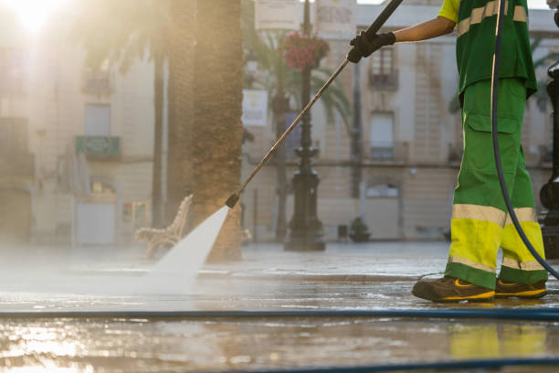 Best Factory Floor Cleaning  in Englewood, FL
